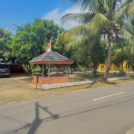 Aa Bungsu Syariah Balekambang Ciletuh Sukabumi Redpartner Hotel Cilowa Kültér fotó